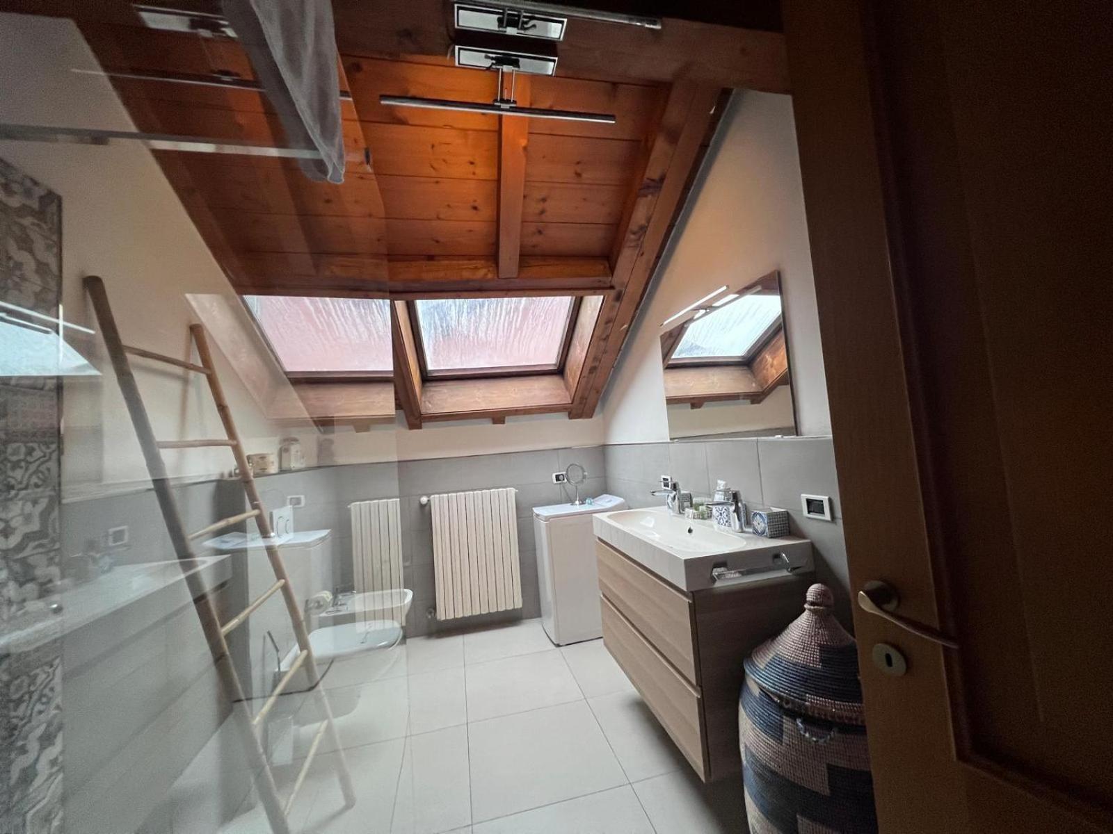 Kibilu - Via Orrigoni Centro Citta Apartment Varese Bagian luar foto